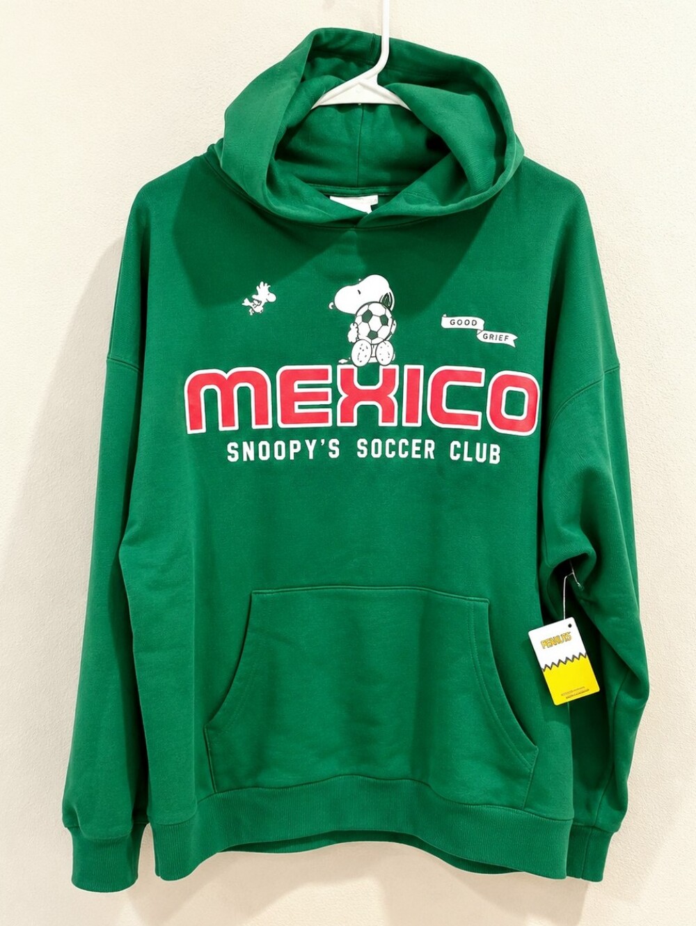 NWT Peanuts Snoopy Mexico Soccer Club Green Hoodie Unisex Size XL